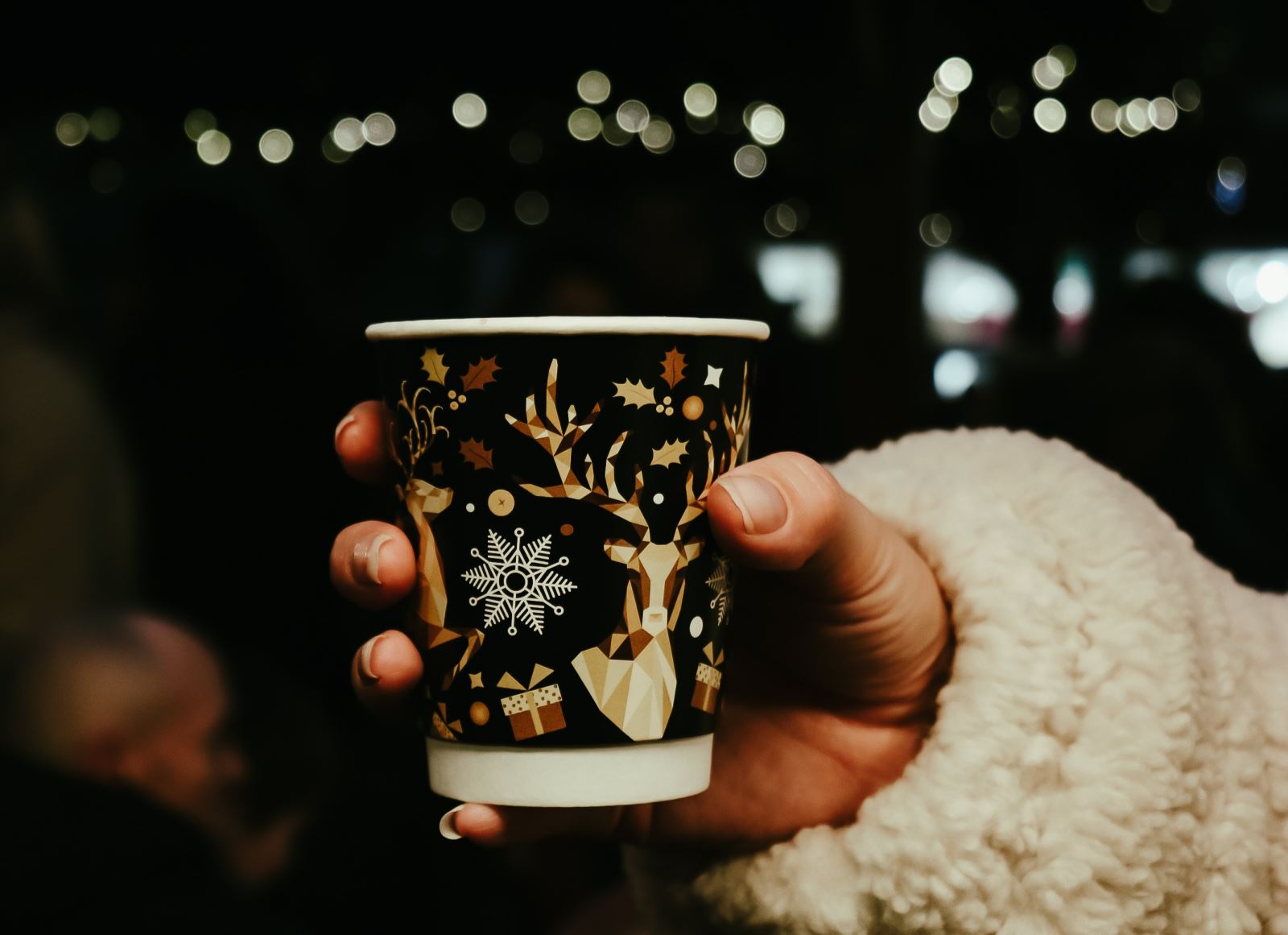 Hot chocolate disposable cup